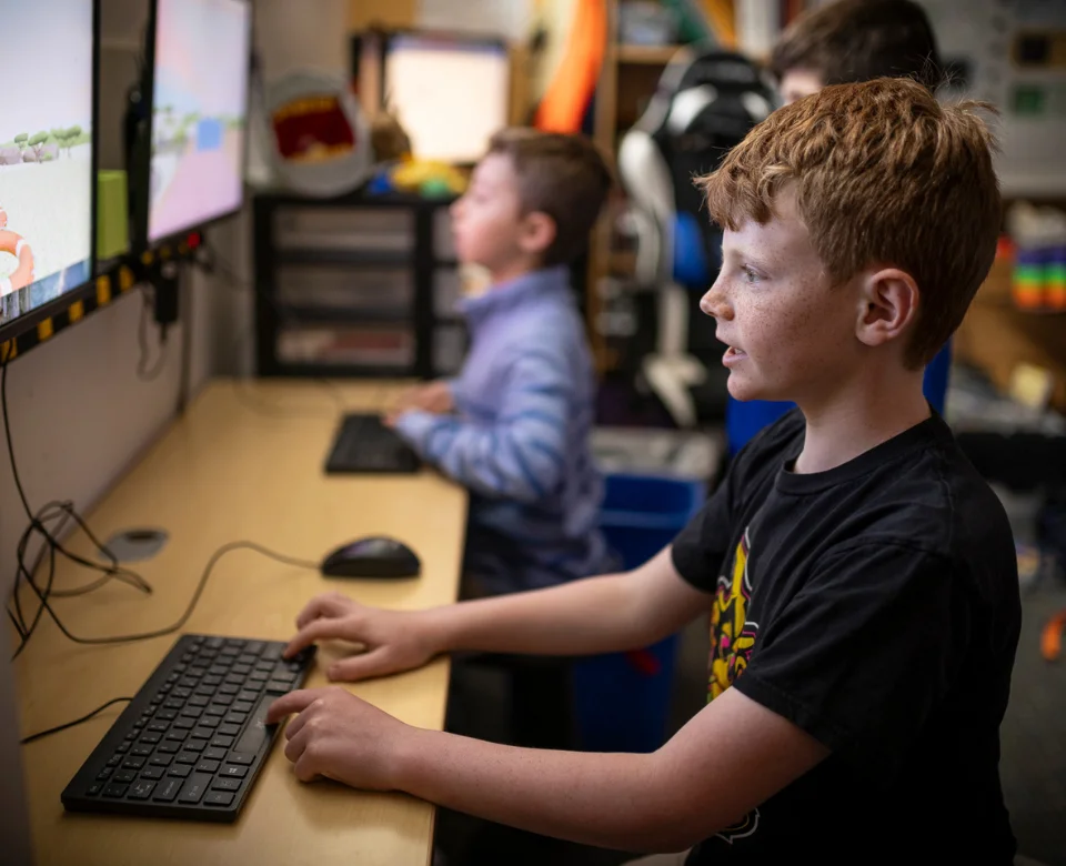a student working in the computer lab
